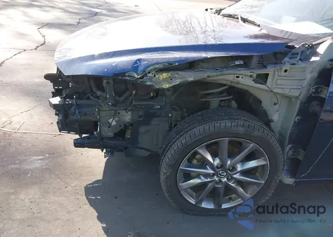 2018 Mazda Mazda3 Touring z USA, uszkodzony, nr VIN 3MZBN1L36JM254846